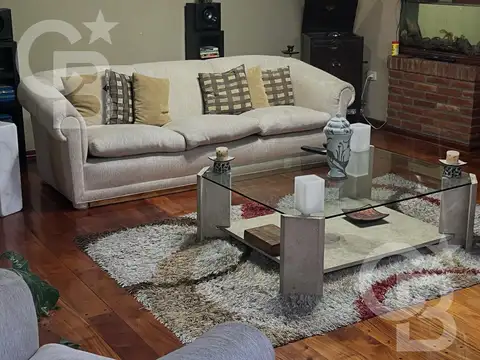 Casa en Venta en Castelar, USD 200.000