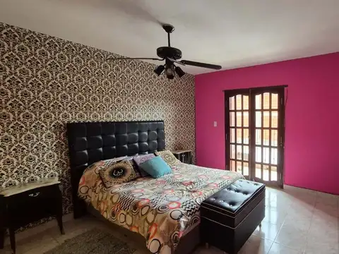 Casa 7 ambientes con 3 baños