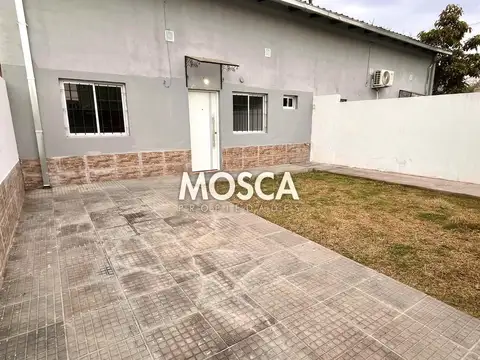 Casa en alquiler Moreno sur