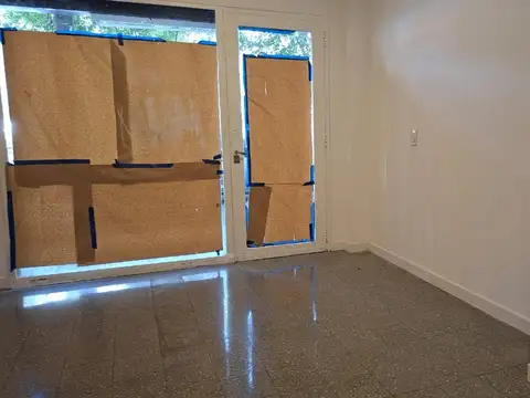 Local en Alquiler en Martinez, $ 950.000