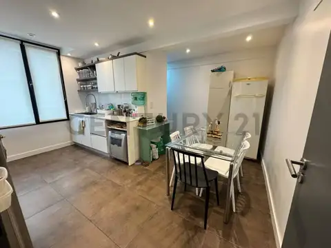 Departamento 5 ambientes con 2 baños