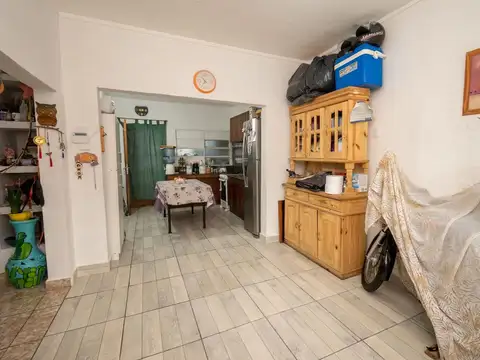 Casa 4 ambientes con 1 baño