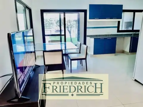 Casa 5 ambientes con 4 baños