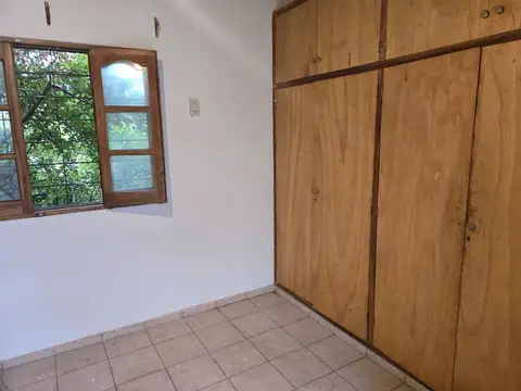 CASA con DEPARTAMENTO en VENTA - M. DRUMMOND LUJÁN