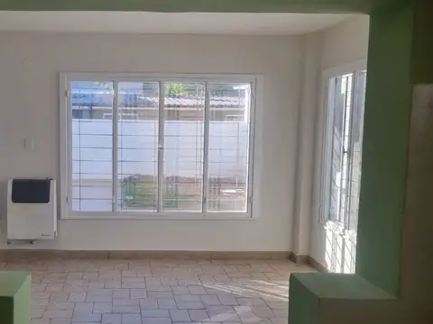 Venta Casa 5 amb patio, cochera y quincho Muñiz