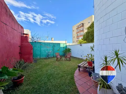 Depto Tipo Casa en Venta con 2 cocheras