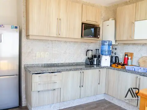 Casa 7 ambientes con 3 baños