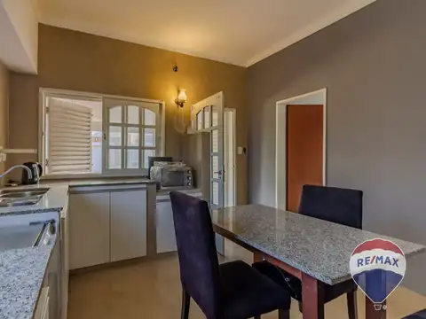 31 entre 421 bis y 423 villa elisa 1100