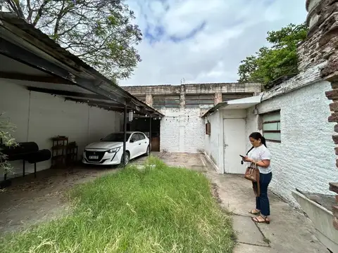 Galpon en Venta 48  mts Fondo