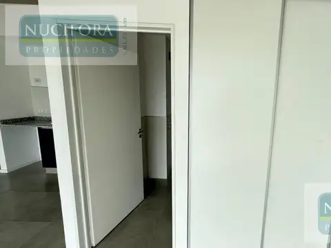 Departamento en Venta en Villa Martelli, USD 115.000