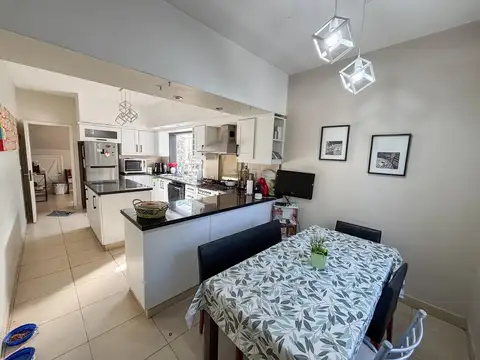 Casa en venta en Bella Vista, barrio El Lago