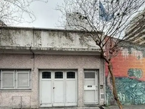 PH 2 AMB DE 58 M2 CUB., CON GARAJE P/AUTO MEDIANO, PATIO, TERRAZA, SIN EXPENSAS  