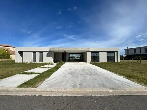 Casa en Venta de 5 dormitorios