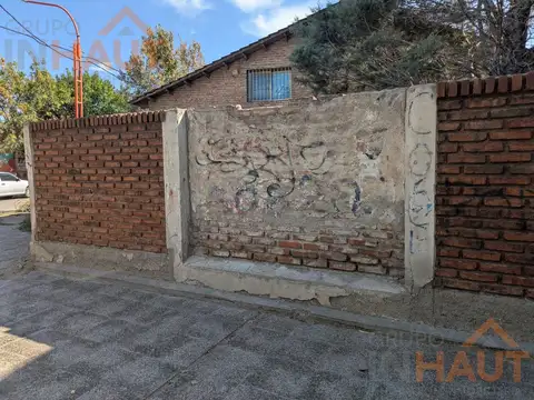 Casa Alem y Alvarez Thomas apta desarrollo