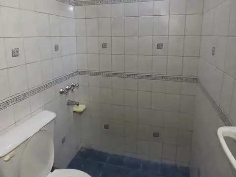 Departamento 5 ambientes con 1 baño