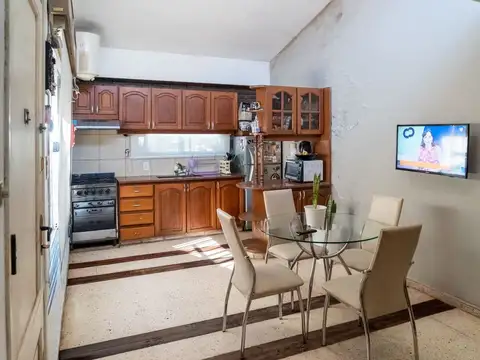 Casa en Venta 2 Dormitorios Fisherton con pileta