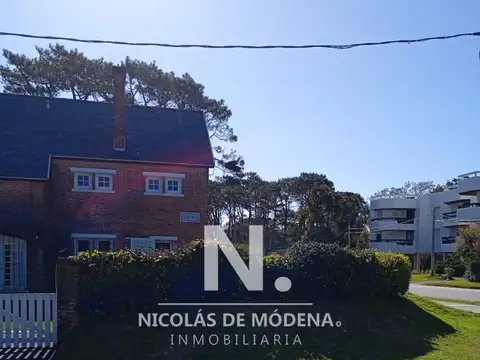 Casa en Venta en Playa Mansa, USD 590.000