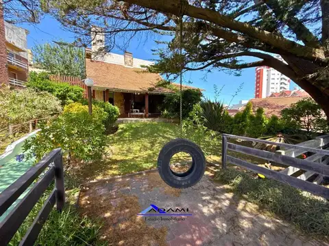 Casa de 4 ambientes en PH - Villa Gesell