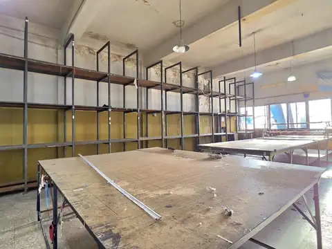 Oportunidad única: Edificio Industrial | Listo para usar