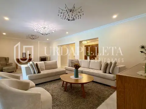 Casa en Alquiler de 3 dormitorios