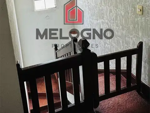 Casa 5 ambientes con 1 baño