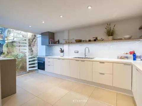 ALQUILER AMPLIA CASA C/JARDÍN 4 DORMITORIOS Y GGE