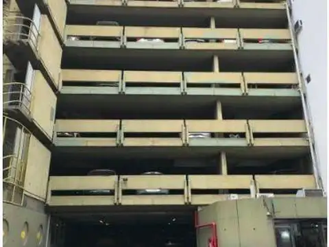 Venta Cochera cubierta fija 12 m2 Microcentro Monserrat