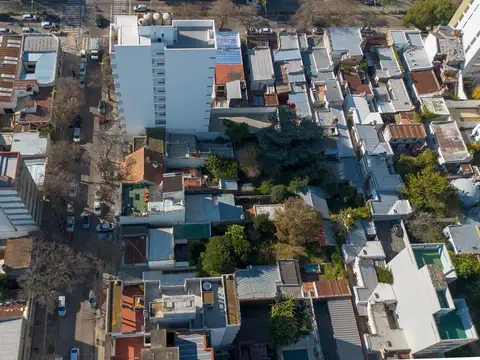 Venta de Casa sobre lote propio en La Plata