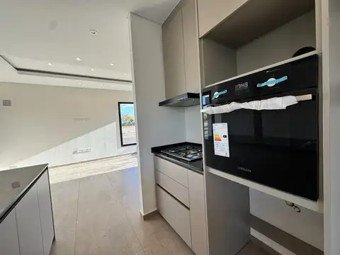 Casa en Venta 1 año