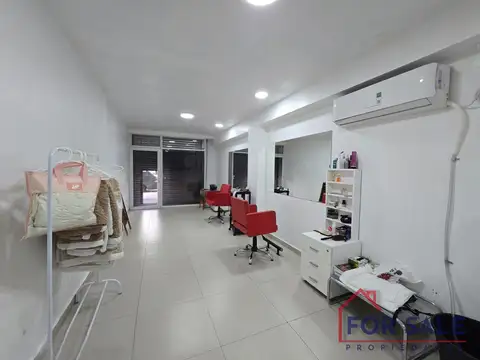 Local en Alquiler en Monte Castro, $ 1.000.000