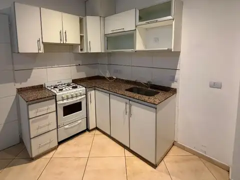 DEPARTAMENTO 2 AMBIENTES EN ALQUILER - VILLA LUZURIAGA