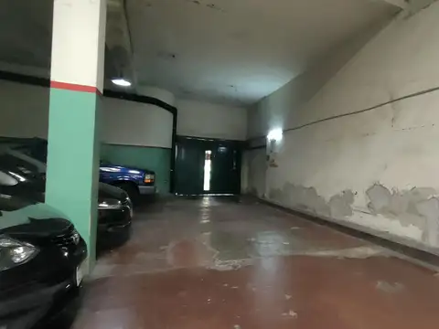 Muñiz al 700 Cochera en Venta