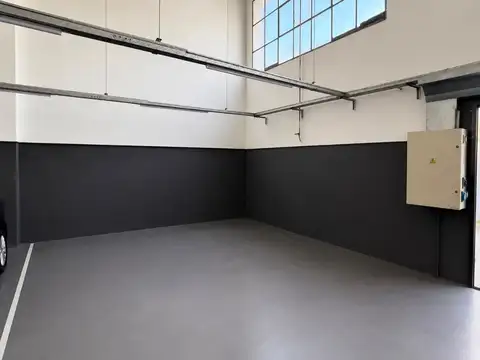 ALQUILER GALPON - DEPOSITO  250 M2 BERNAL ESTE