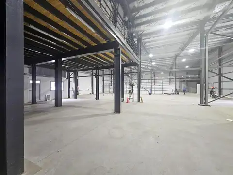 Venta Galpón de 960 m2 en Perez - alquilado