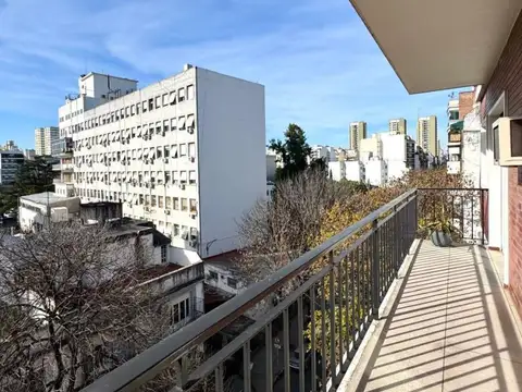 Doctor Juan Felipe Aranguren 600, Piso 6