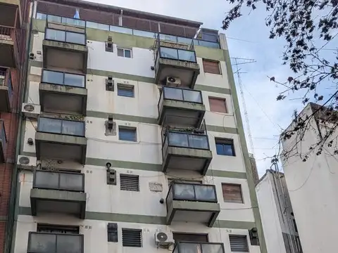 Rosario al 700 Caballito Departamento 2 ambientes 2 patios VENTA