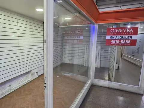 Local en Alquiler en Recoleta, $ 400.000