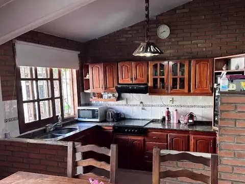 Casa en Venta en Berazategui Oeste, USD 73.000