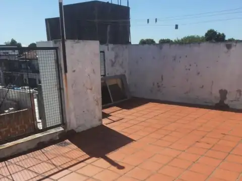 Natalio Querido 2524 , Piso p.b