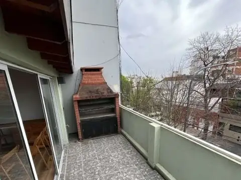 Depto Tipo Casa en Venta de 4 dormitorios