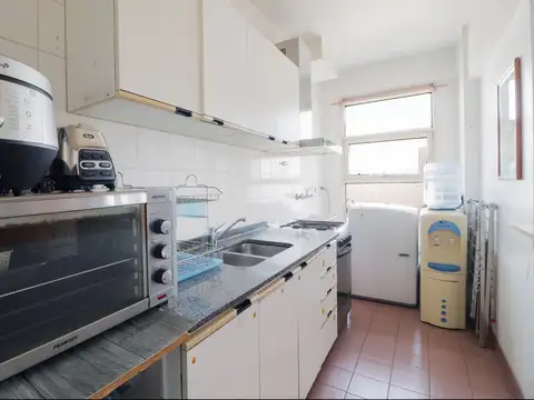 Departamento 3 ambientes con balcón y pileta
