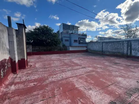 Depto Tipo Casa 4 ambientes con 1 baño