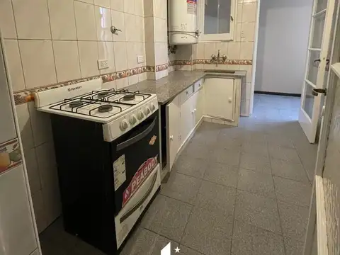 Departamento en Alquiler de 6 ambientes