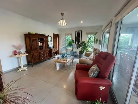 Casa en Venta en Pilar del Este - Santa Elena, USD 178.000