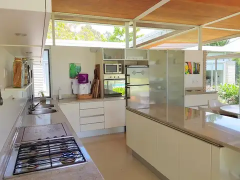 Casa en Alquiler de 4 dormitorios