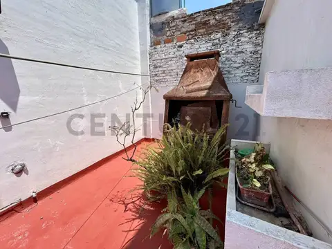 VENTA- PH 4 AMB EN CASEROS- PERMUTA