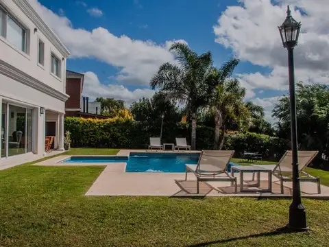 Casa en Venta de 4 dormitorios