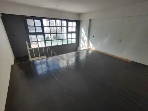 Depto Tipo Casa 2 ambientes con 1 baño