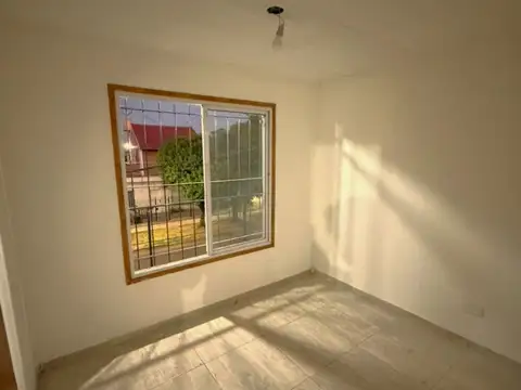 Departamento en Alquiler en Temperley, $ 520.000