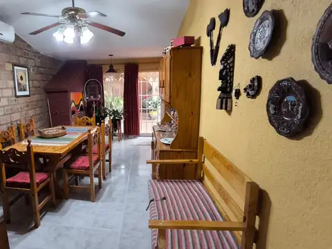 Casa 6 ambientes con 1 baño